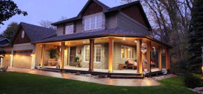 Everchanging Seasons-Hot Tub, Game Haven & Central Retreat